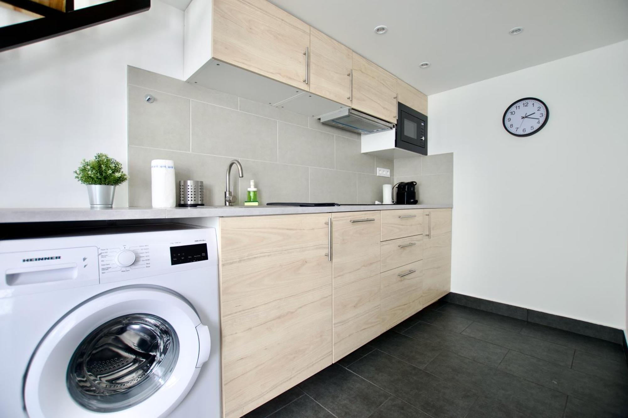 Studio Apartments By Hi5- Cozy Studio Budapest Ngoại thất bức ảnh